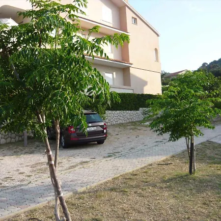 Apartment Barbat 8 *